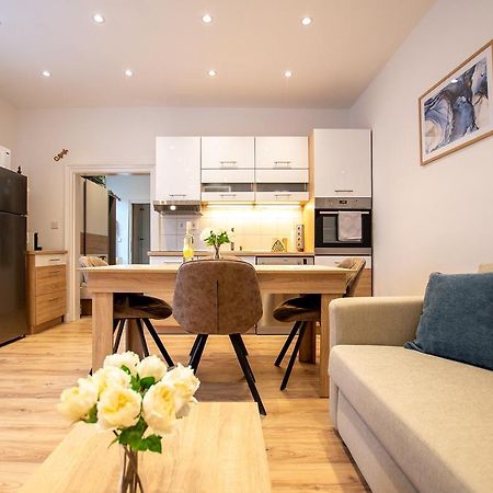 Zora Lak Apartamento Sopron Exterior foto